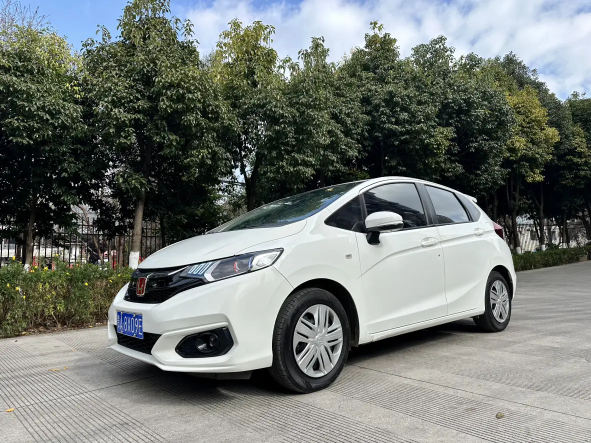 Honda Fit  из Китая