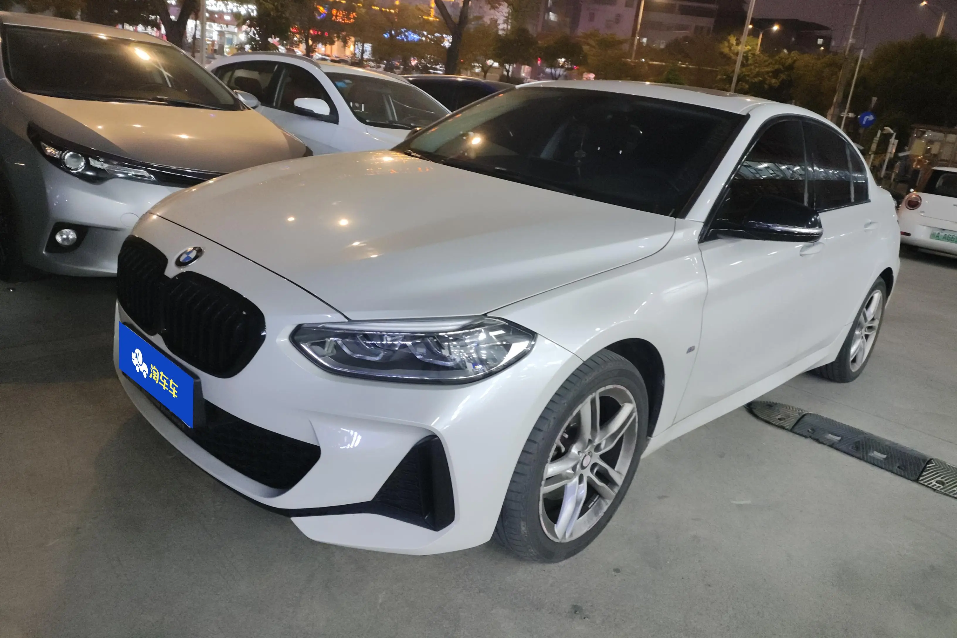 BMW 1 Series  из Китая