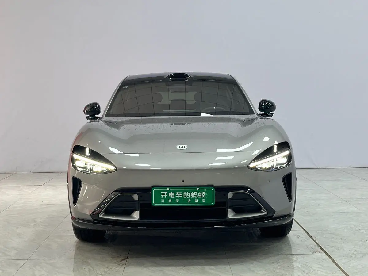 Xiaomi car Xiaomi YU7  из Китая