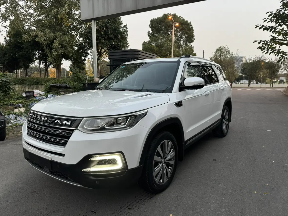 Changan CS95  из Китая