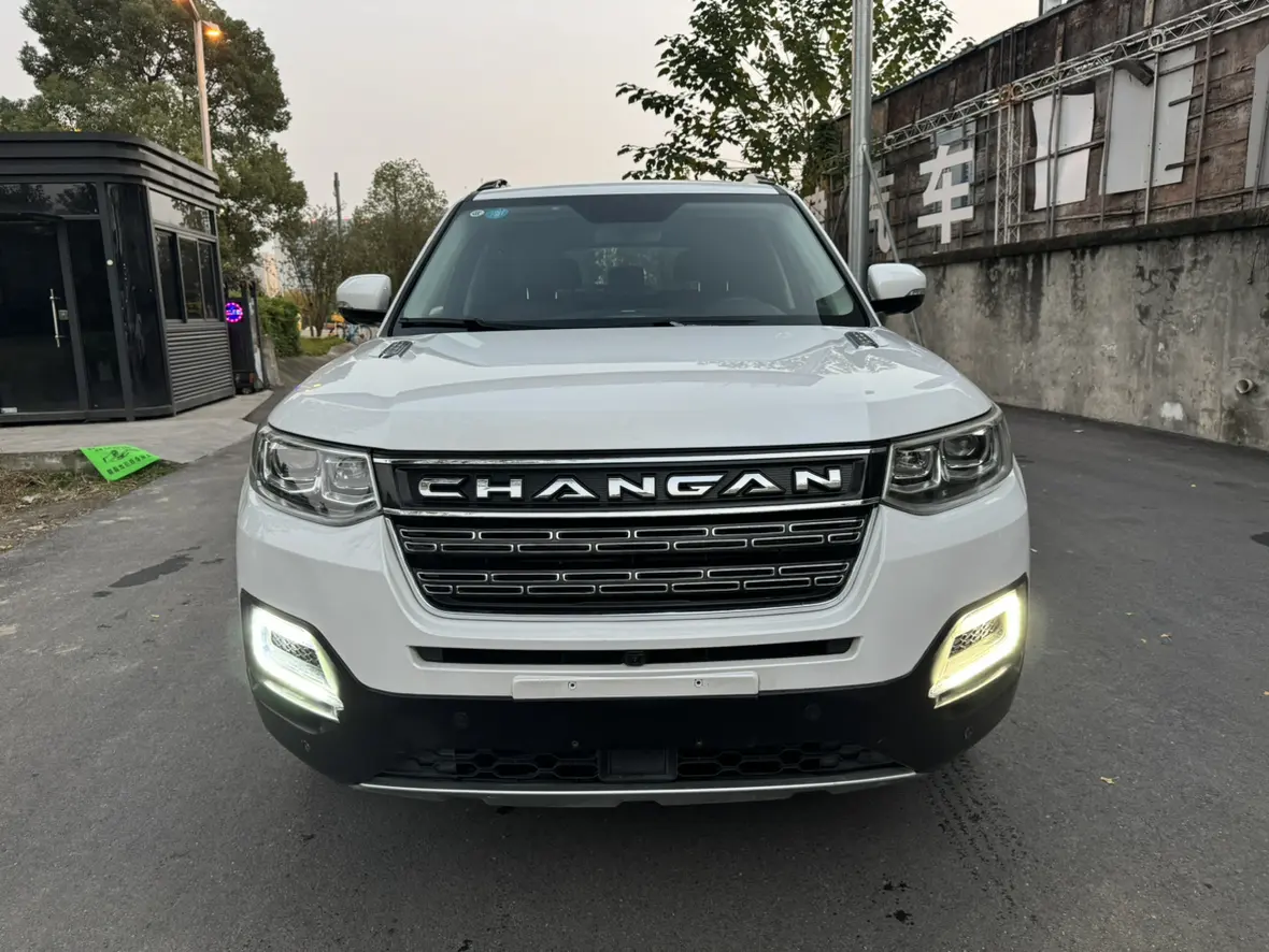Changan CS95  из Китая