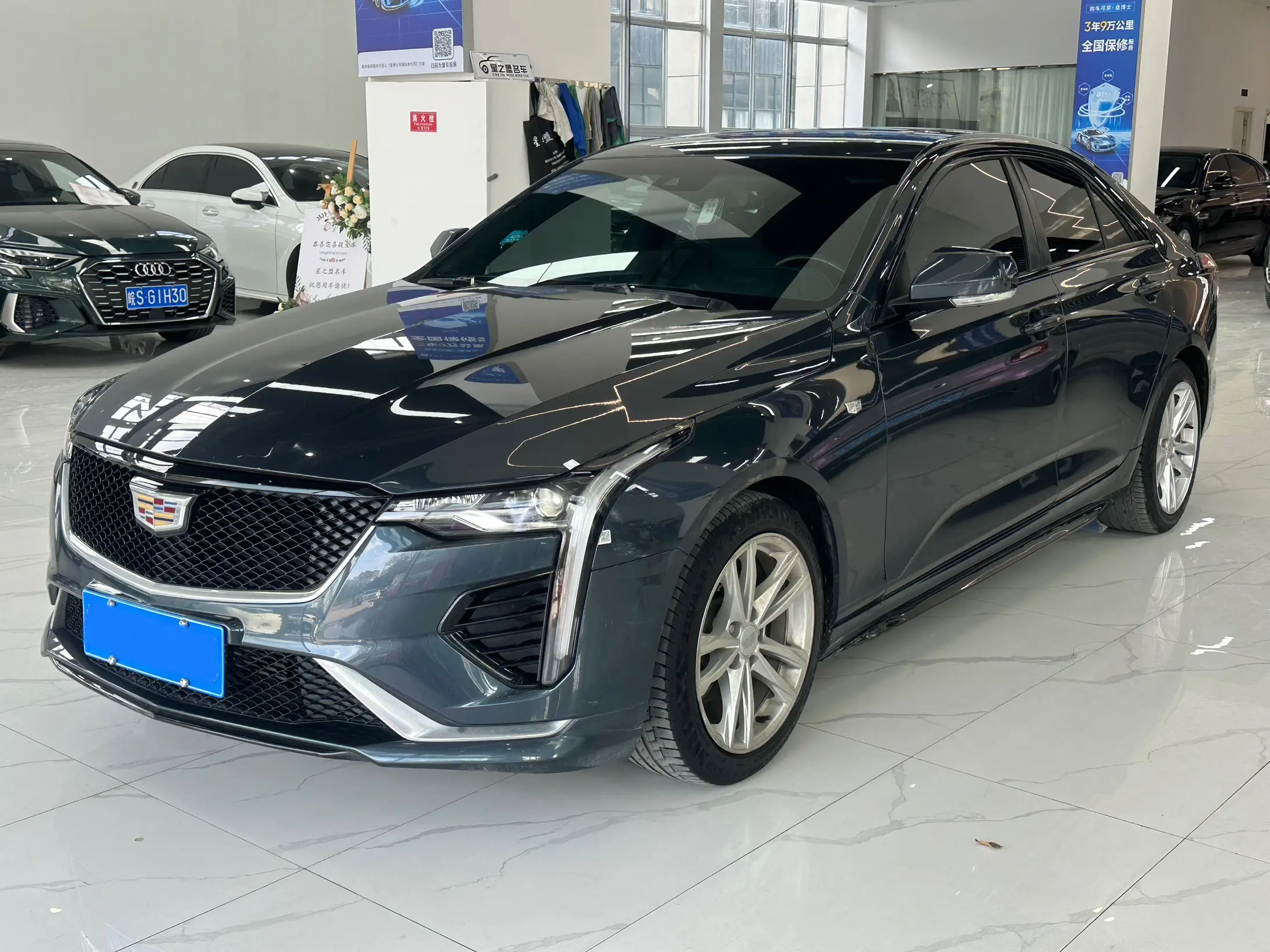 Cadillac CT4  из Китая