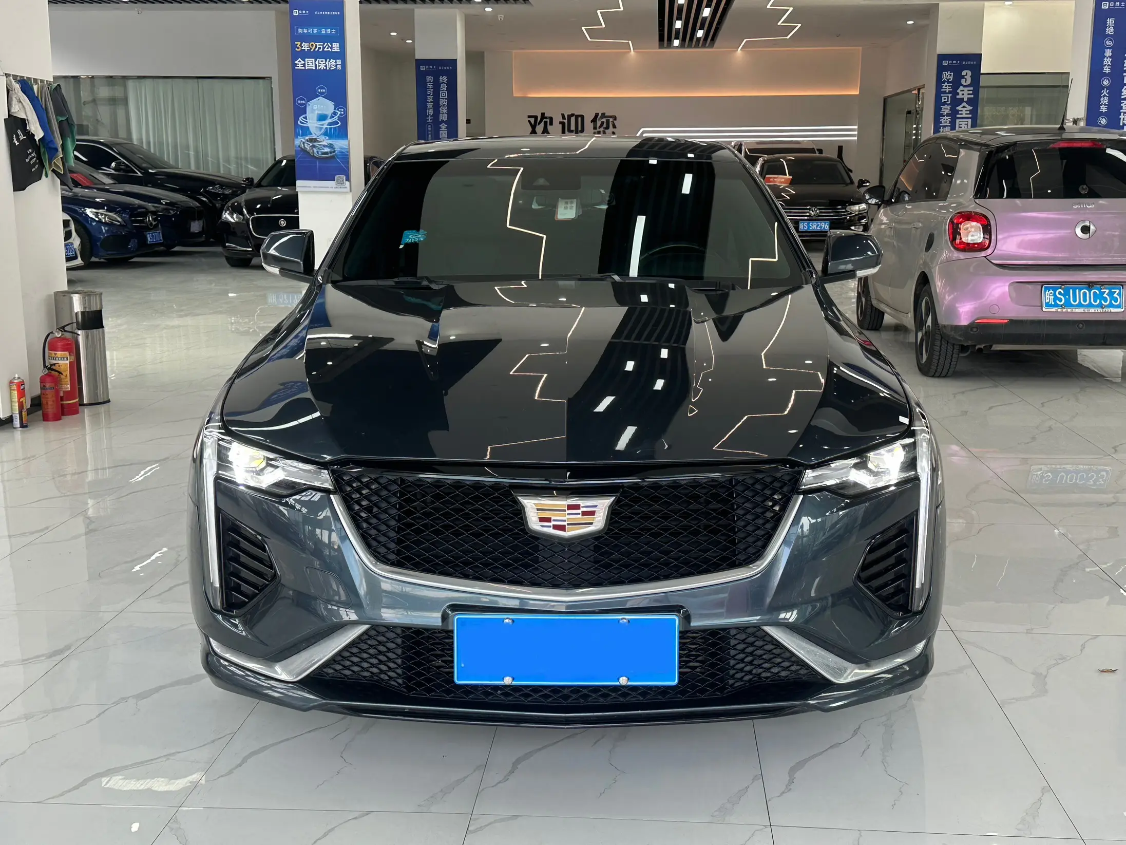Cadillac CT4  из Китая