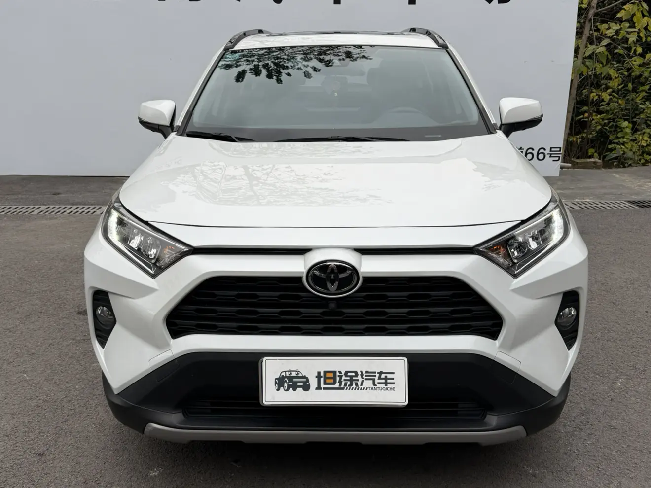 Toyota RAV4  из Китая