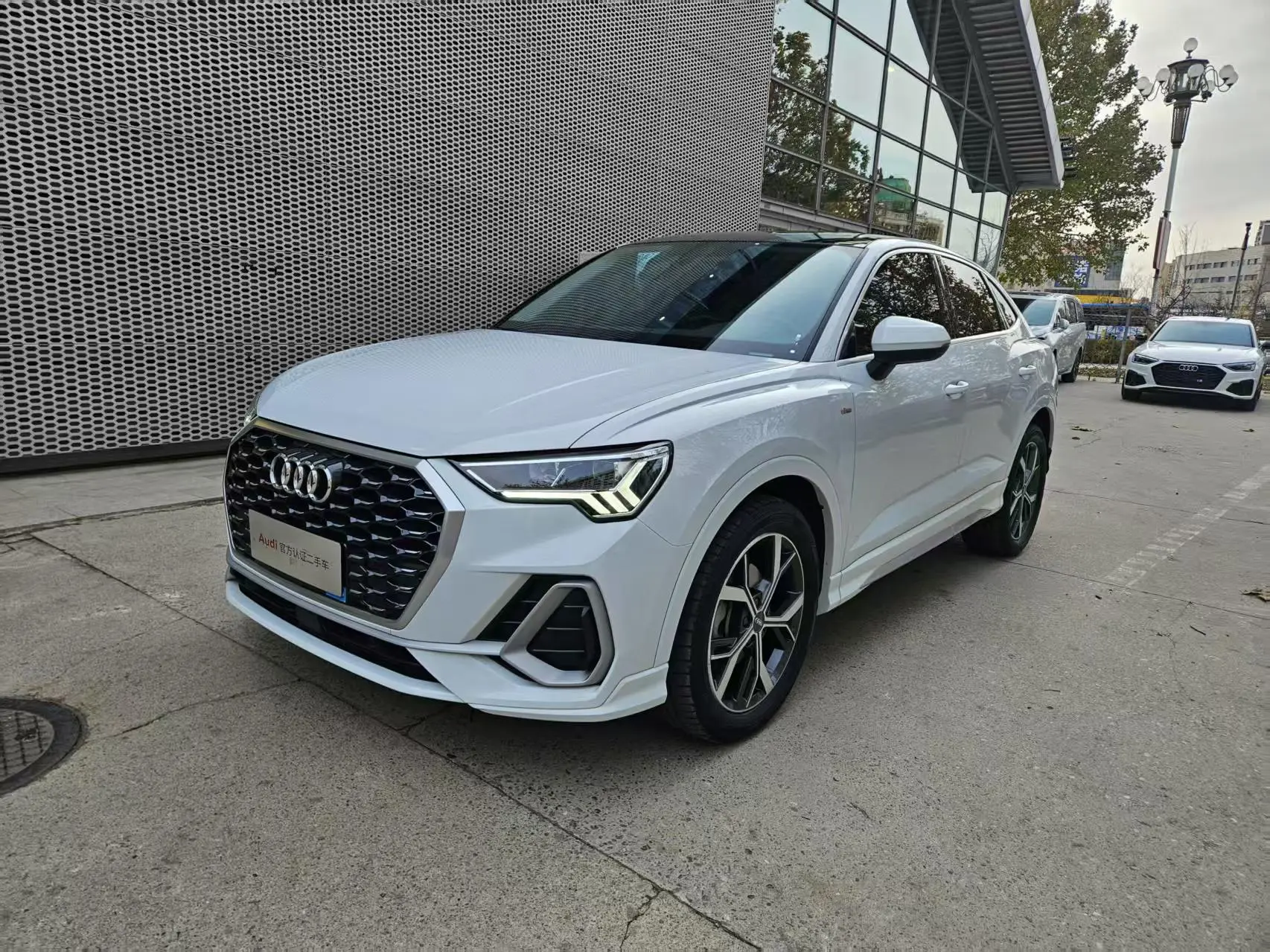 Audi Q3 Sportback  из Китая
