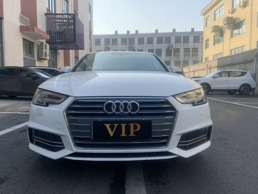 Audi A4L  из Китая