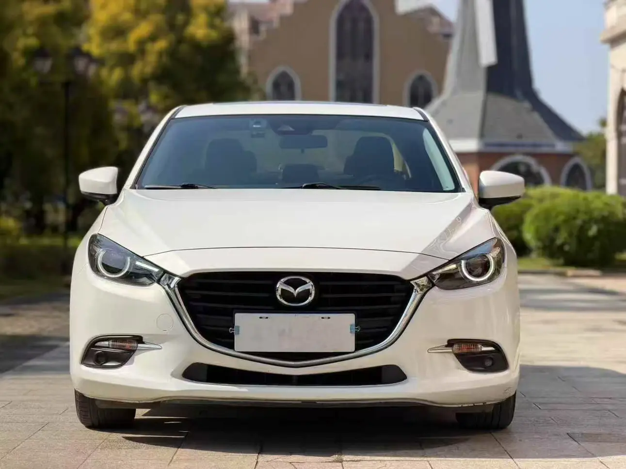 Mazda Axela (Mazda3)  из Китая