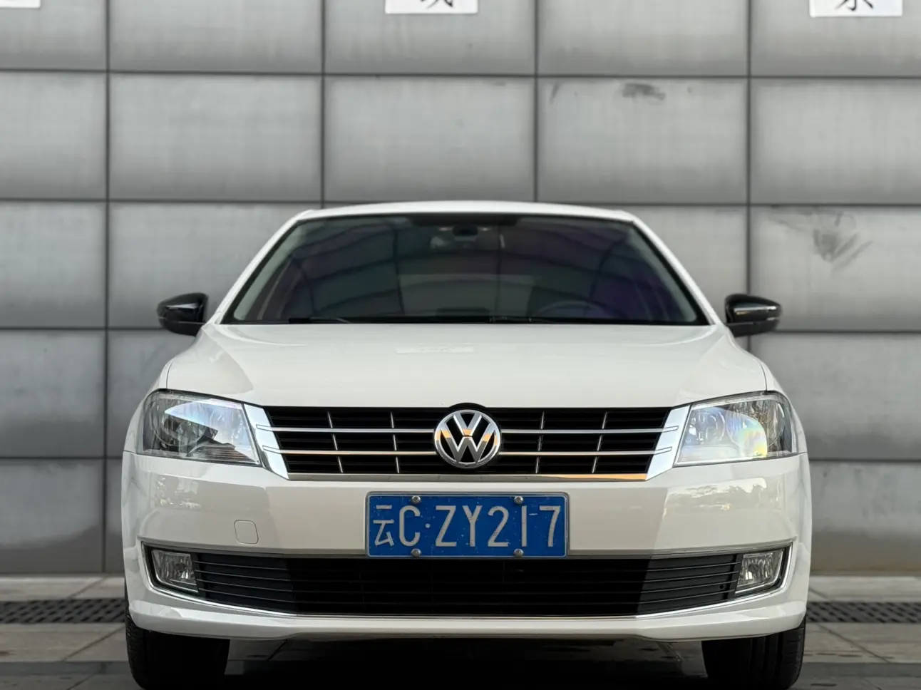 Volkswagen Langxing  из Китая