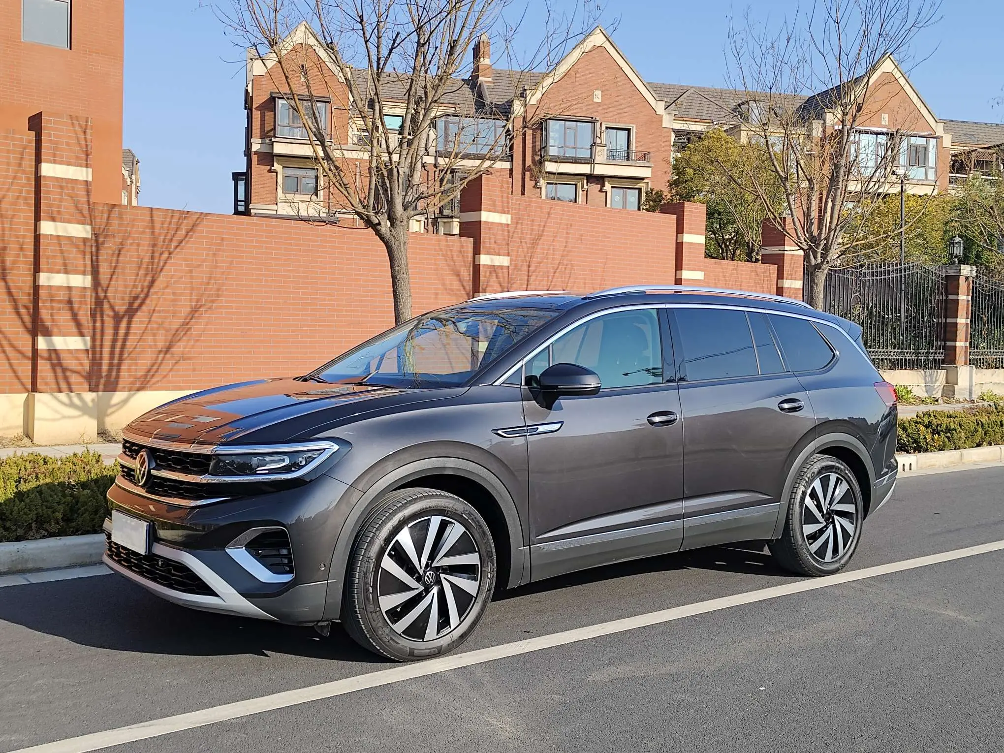 Volkswagen Talagon (Lan Jing)  из Китая