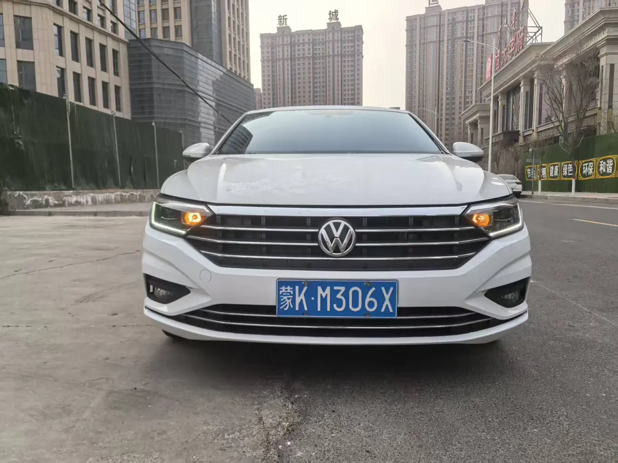 Volkswagen Sagitar  из Китая