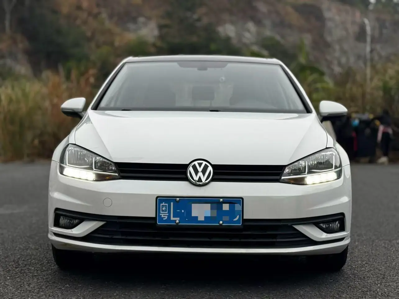 Volkswagen Golf  из Китая
