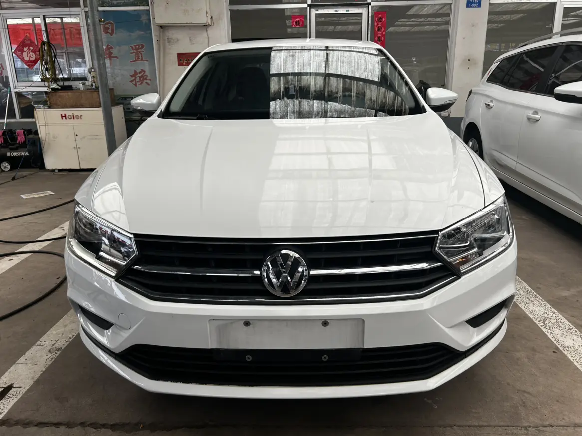 Volkswagen Bora  из Китая