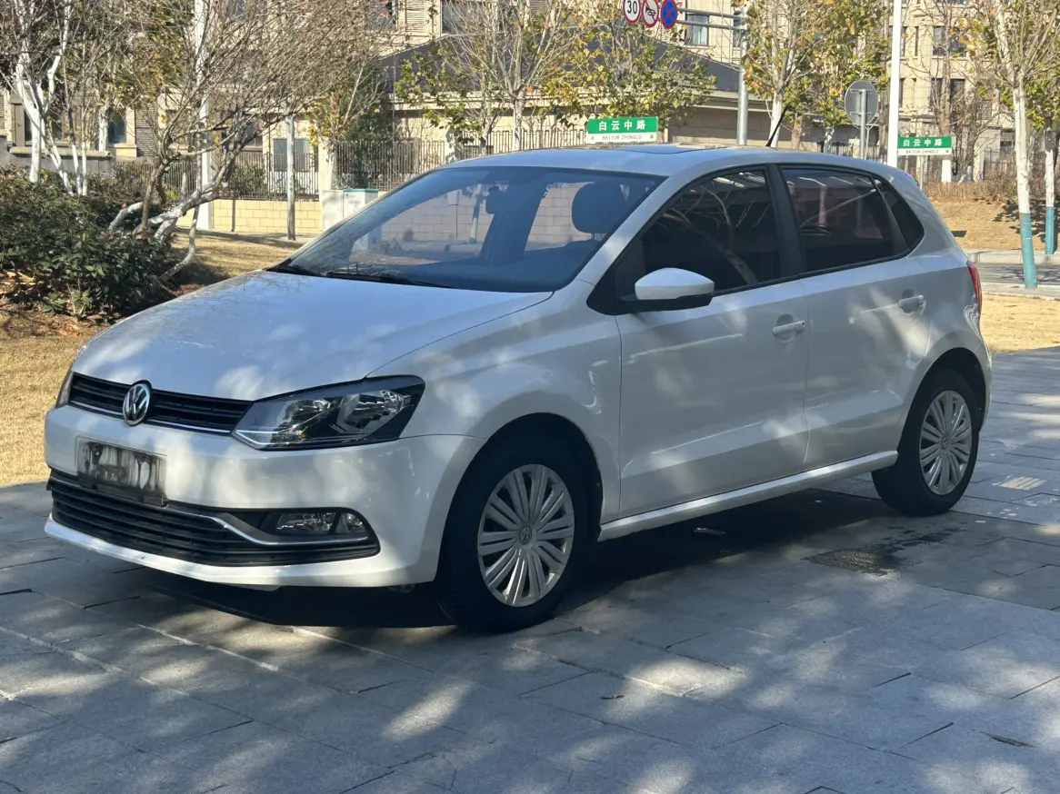 Volkswagen Polo  из Китая