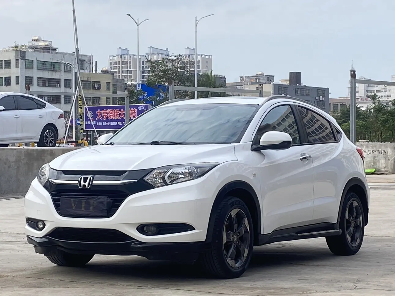 Honda Vezel (Binzhi)  из Китая