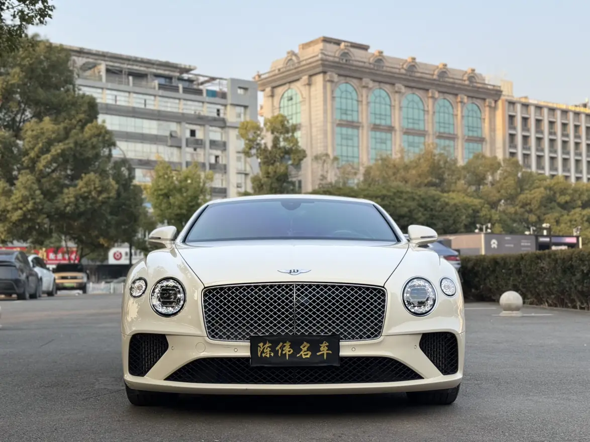 Bentley Continental  из Китая
