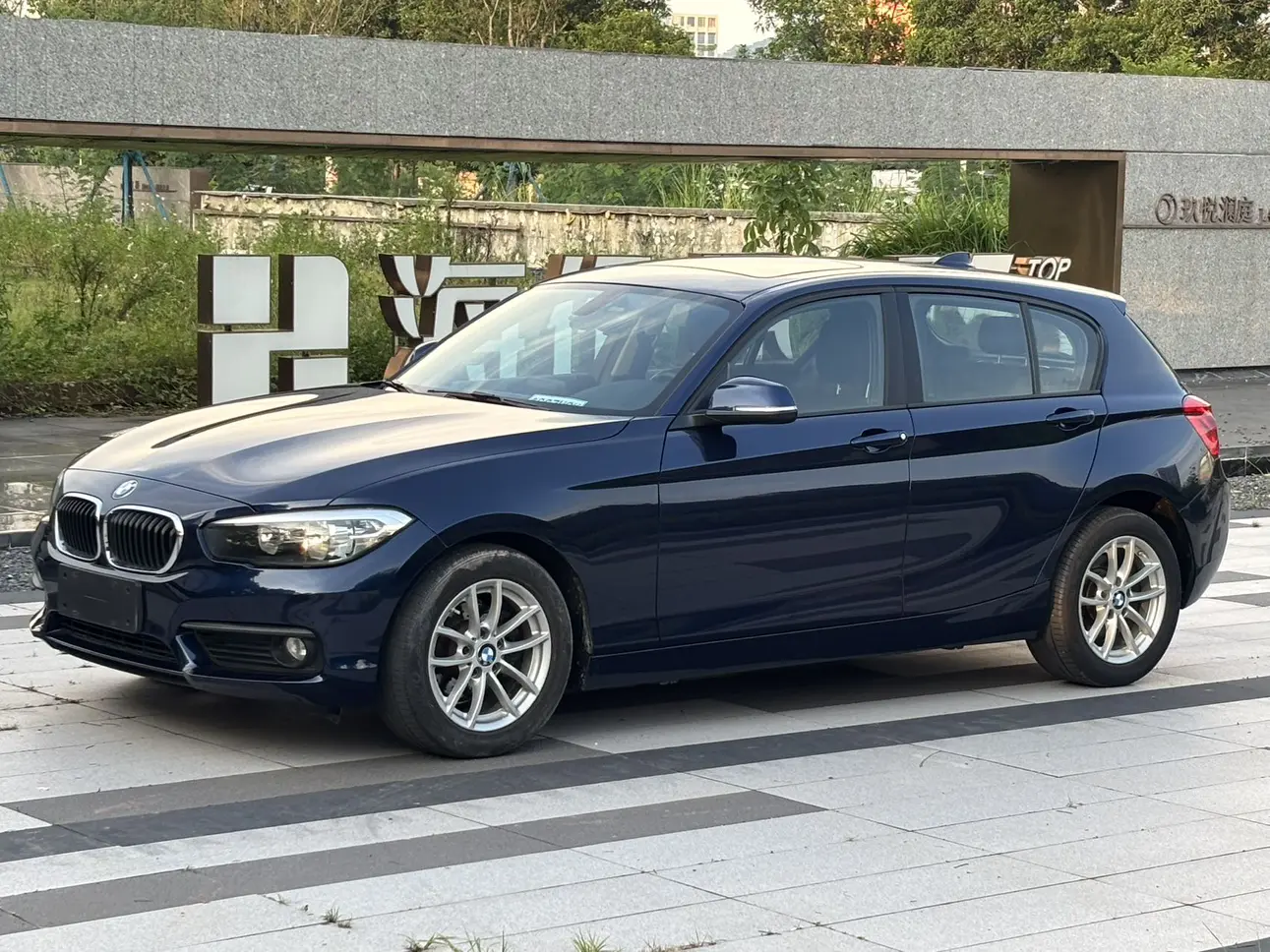 BMW 1 Series  из Китая