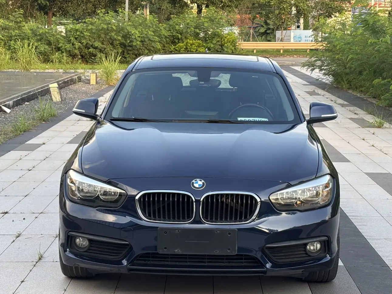 BMW 1 Series  из Китая