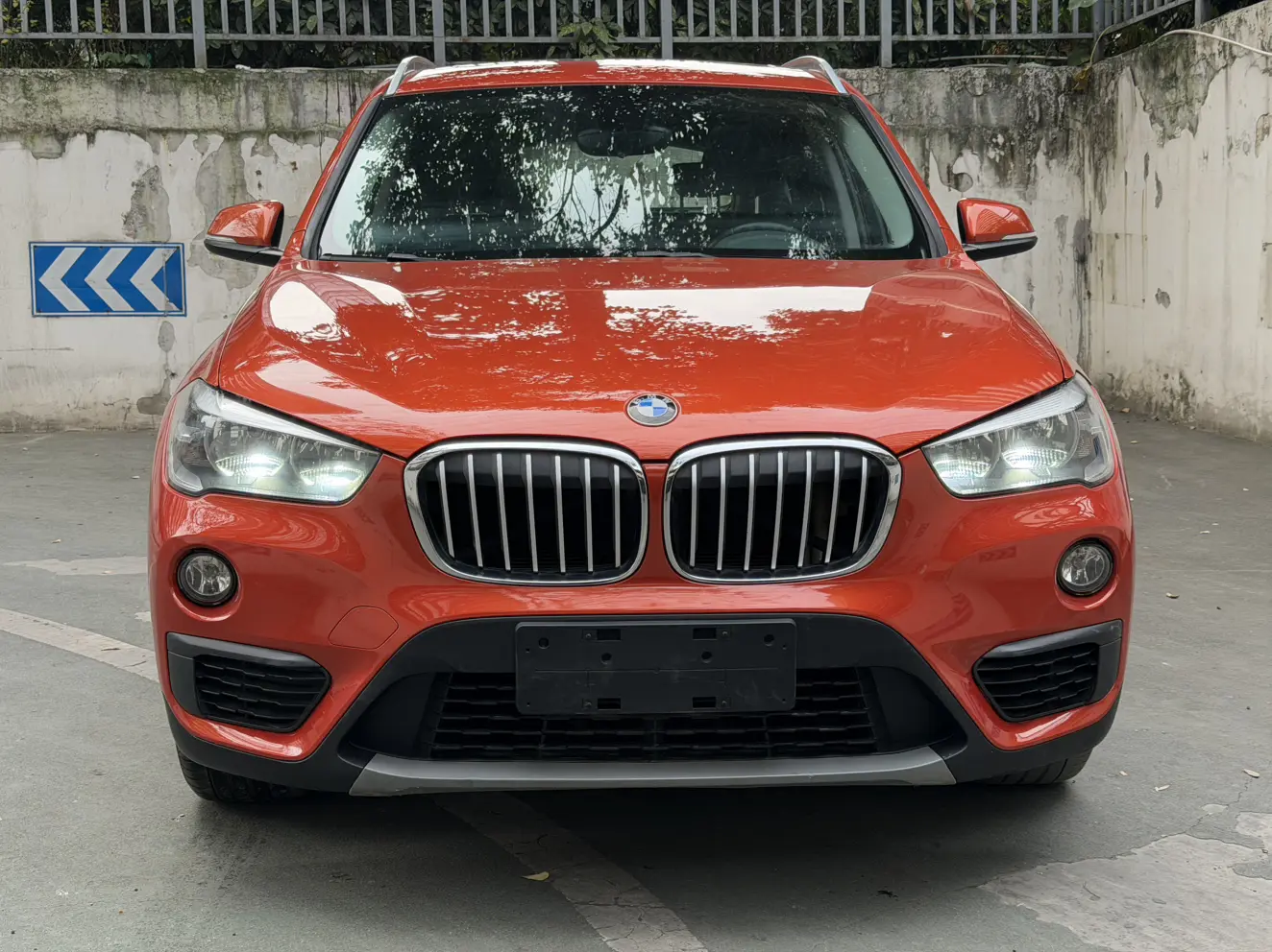 BMW X1  из Китая
