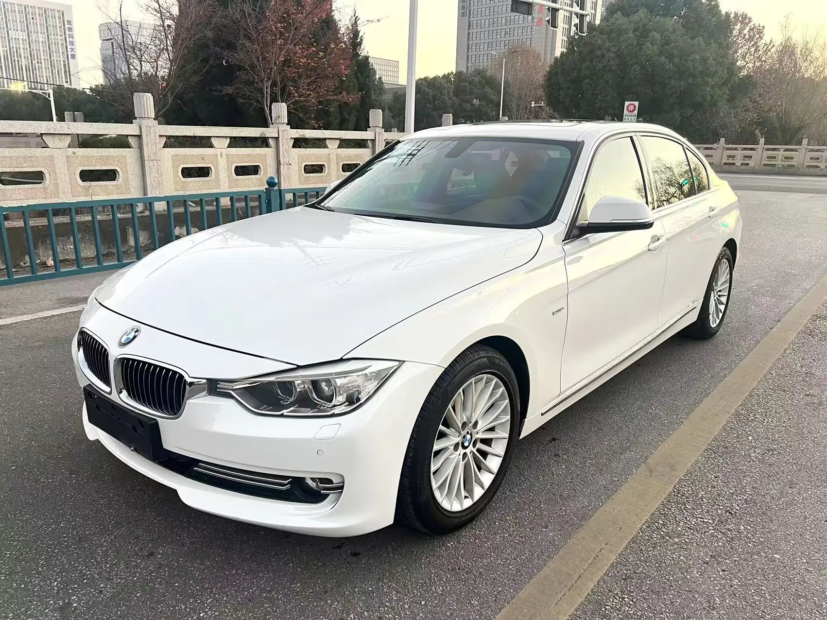 BMW 3 Series  из Китая