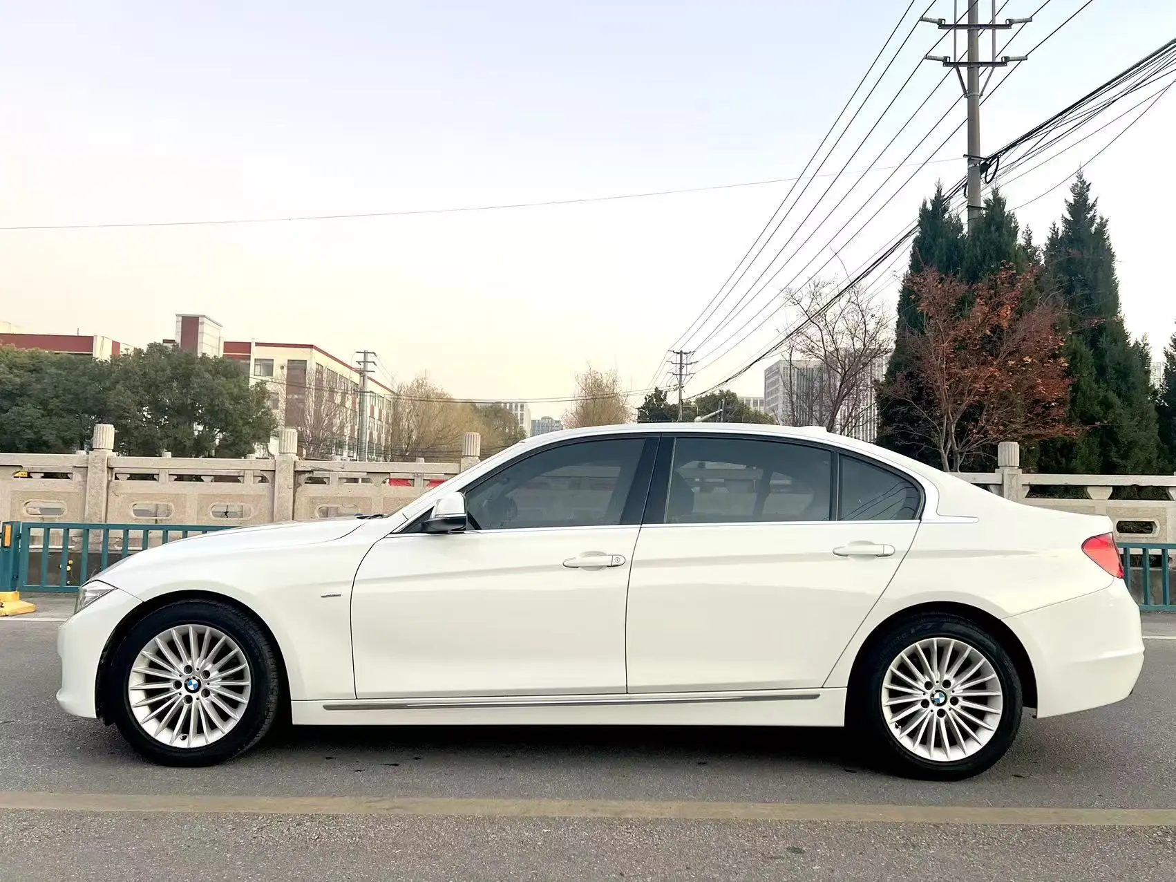 BMW 3 Series  из Китая