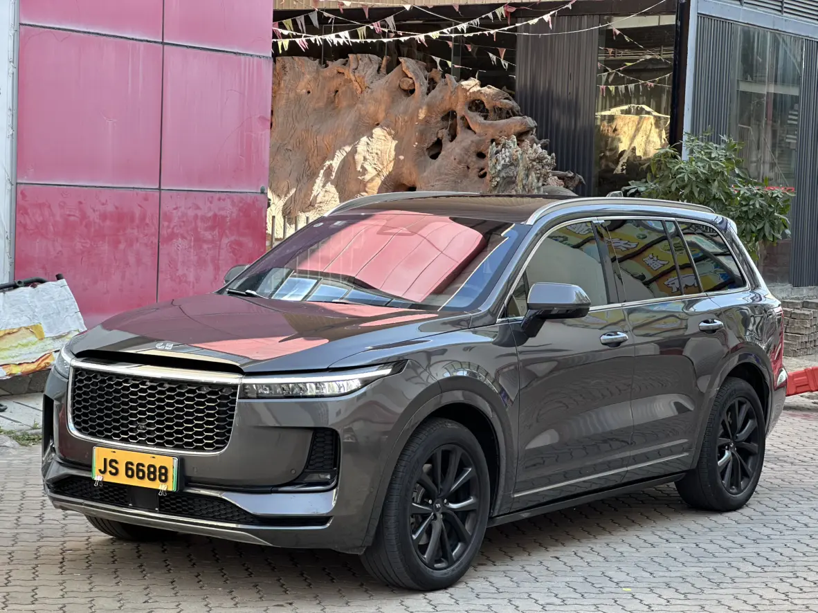 Li ONE (Ideal ONE)  из Китая