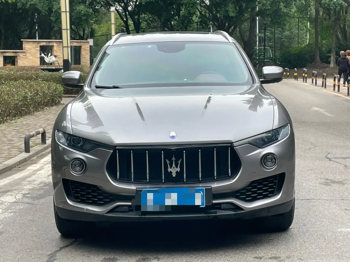 Maserati Levante  из Китая