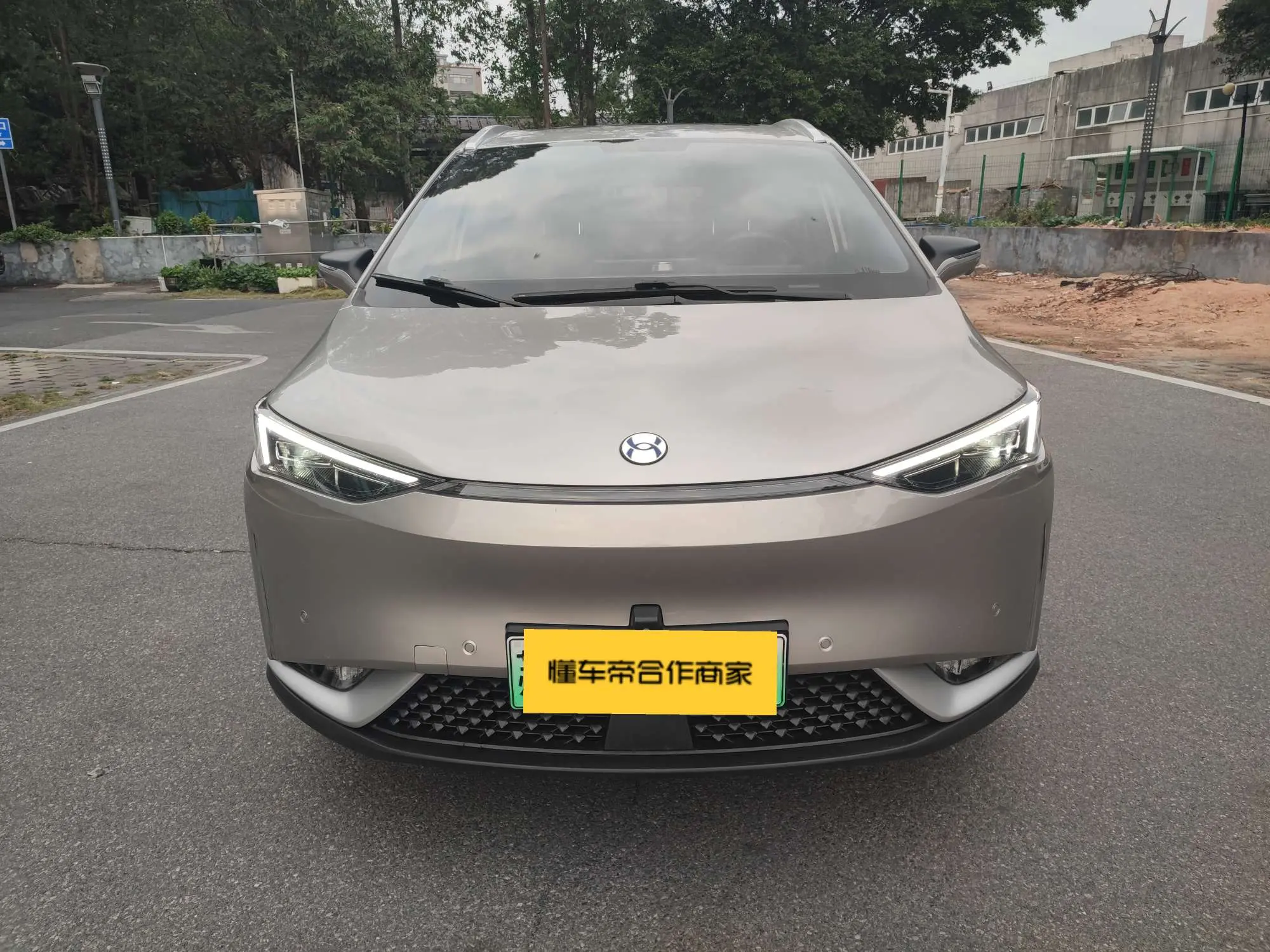 HYCAN Hechuang Z03  из Китая