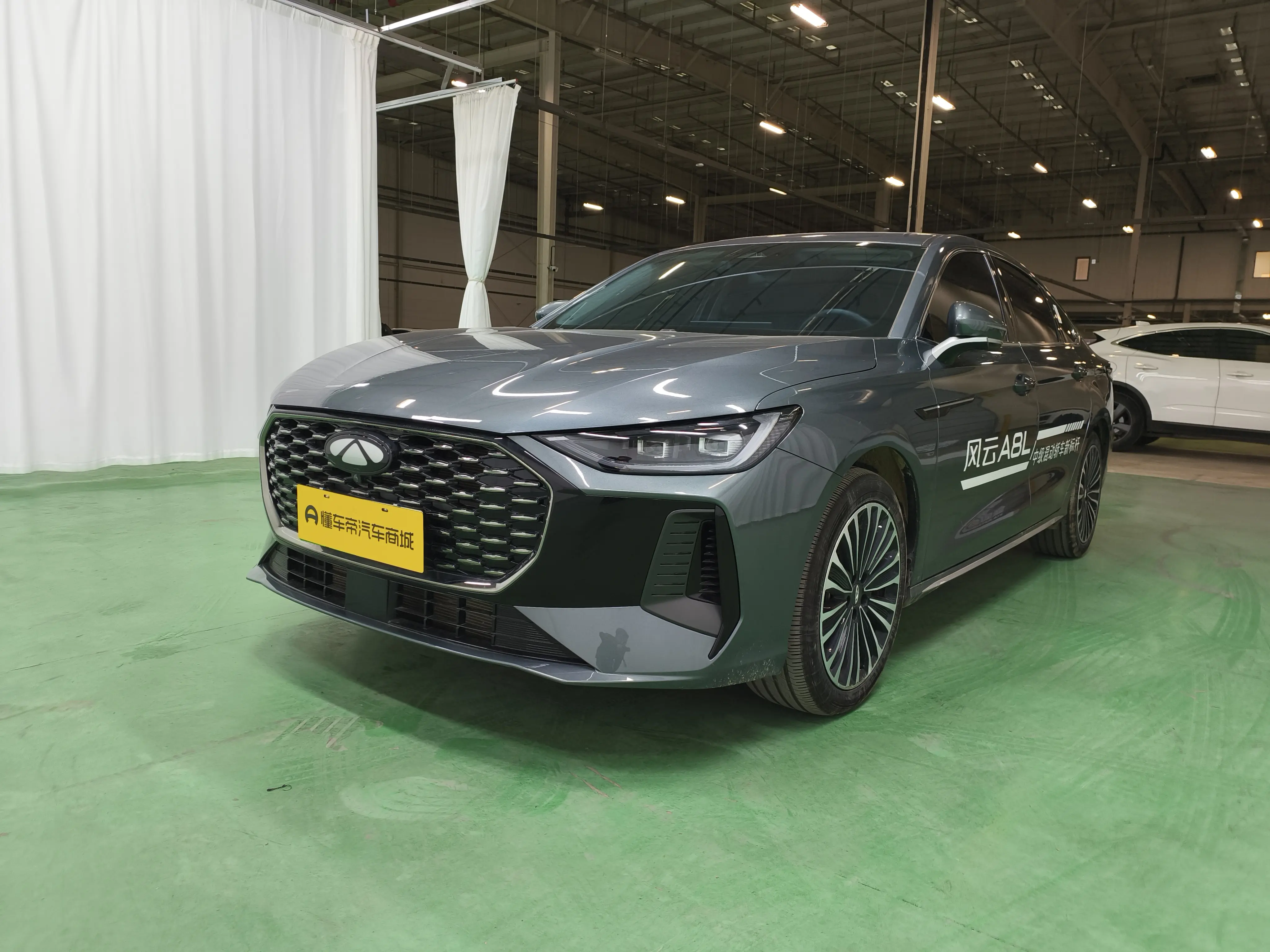 Chery Fengyun A8L  из Китая