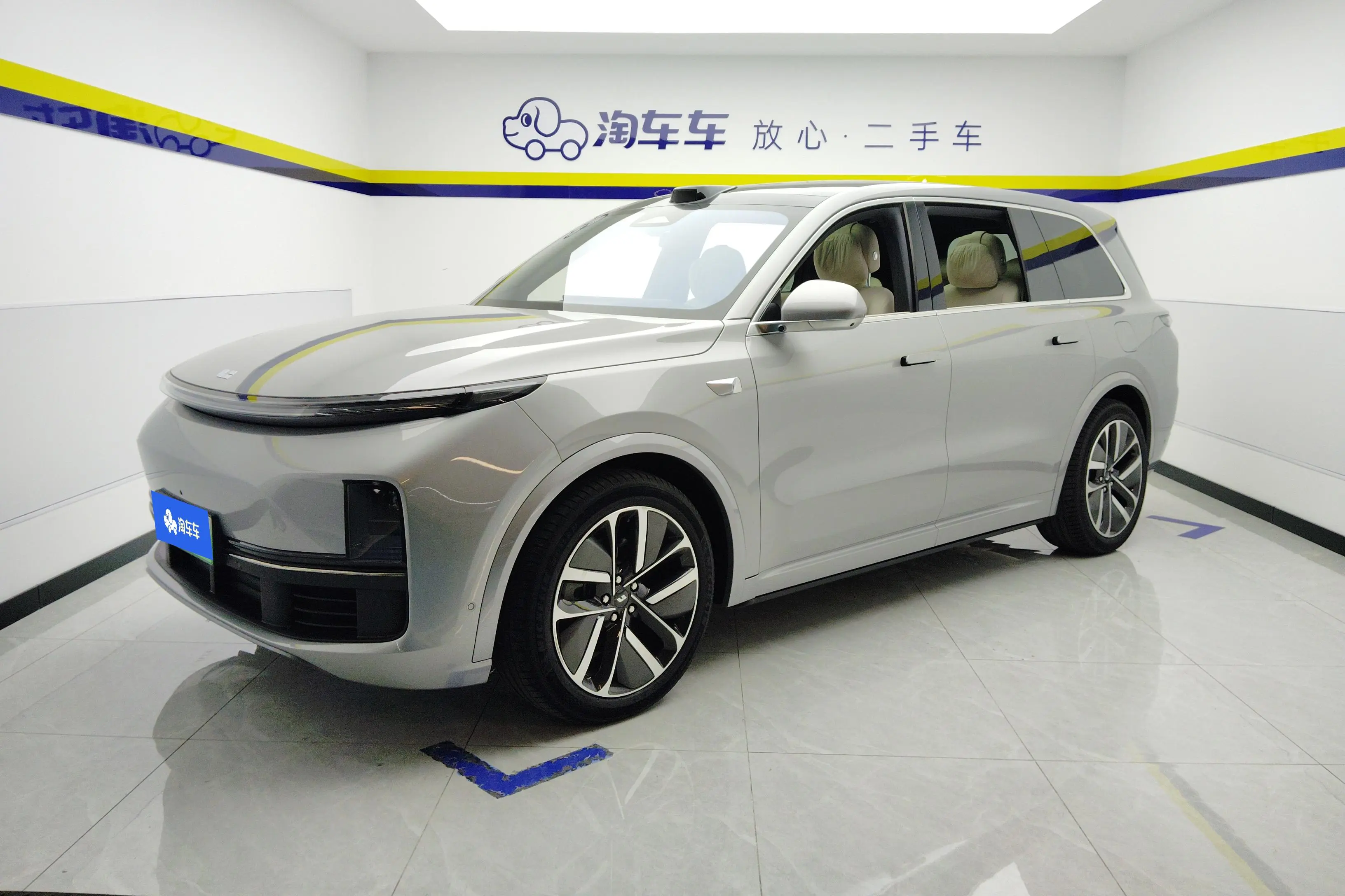 Li L9 (Ideal L9)  из Китая