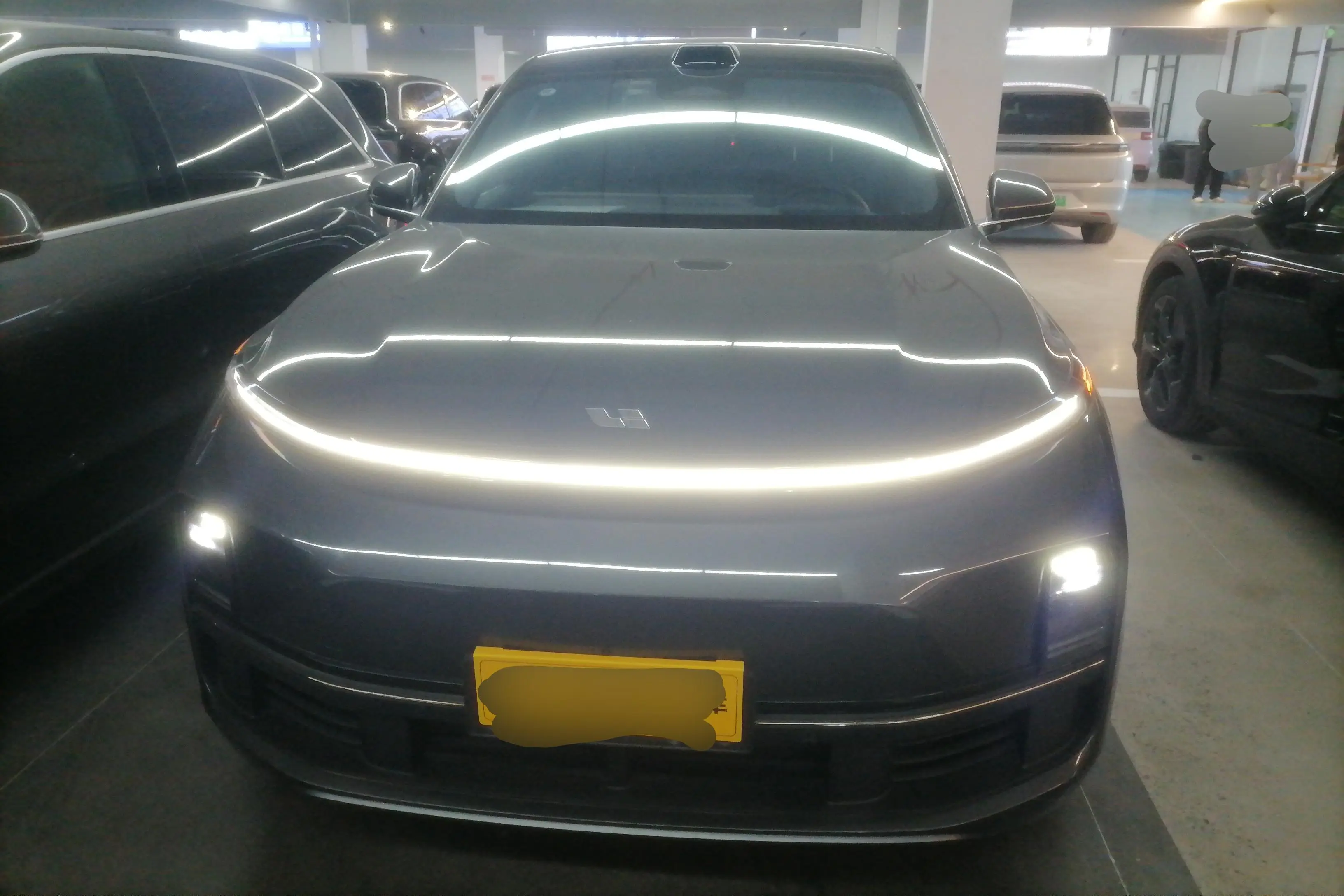 Li L8 (Ideal L8)  из Китая