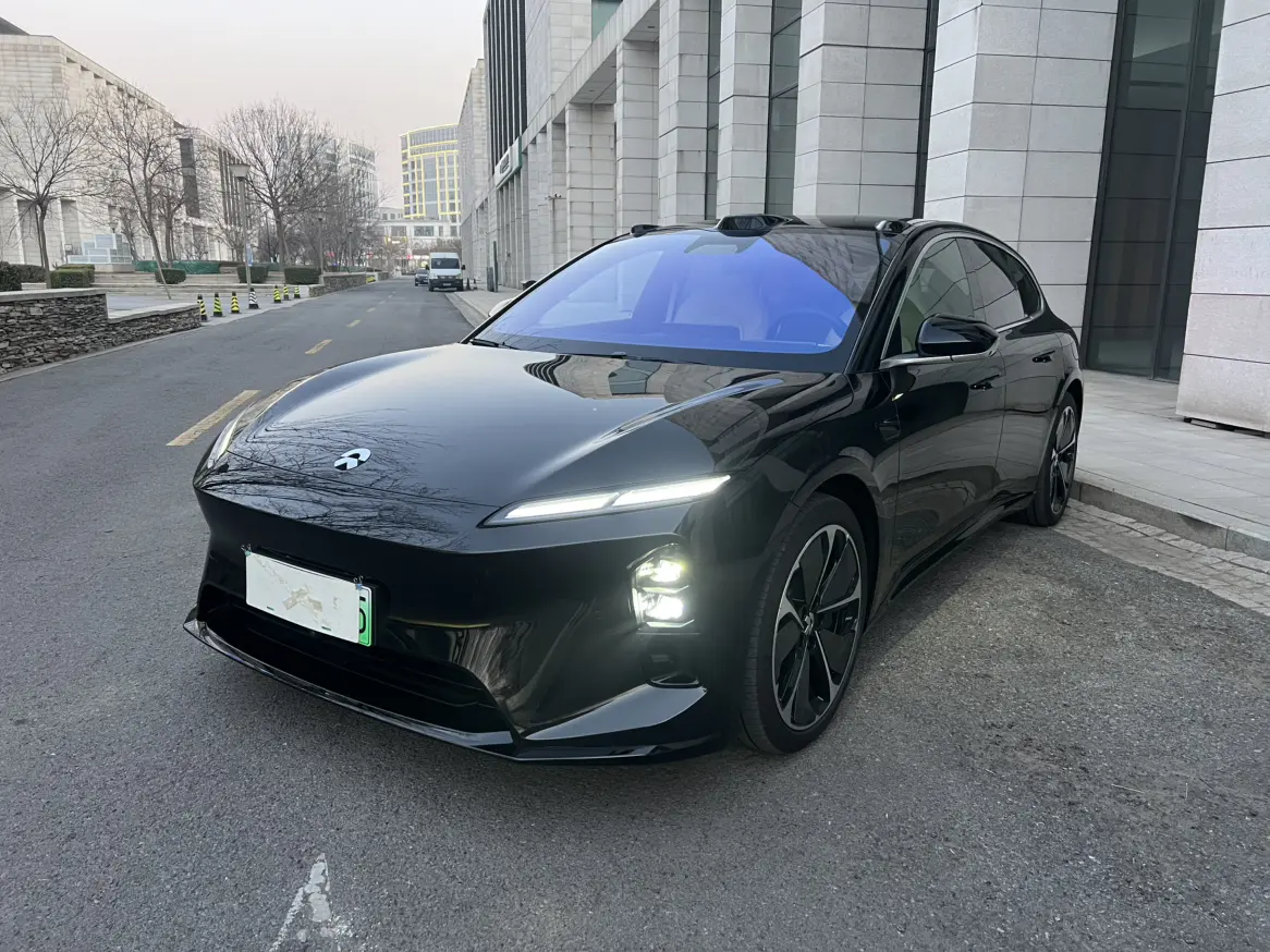 NIO ET5T  из Китая