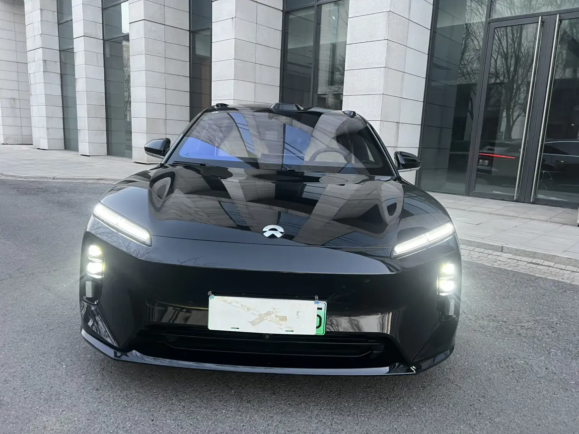 NIO ET5T  из Китая