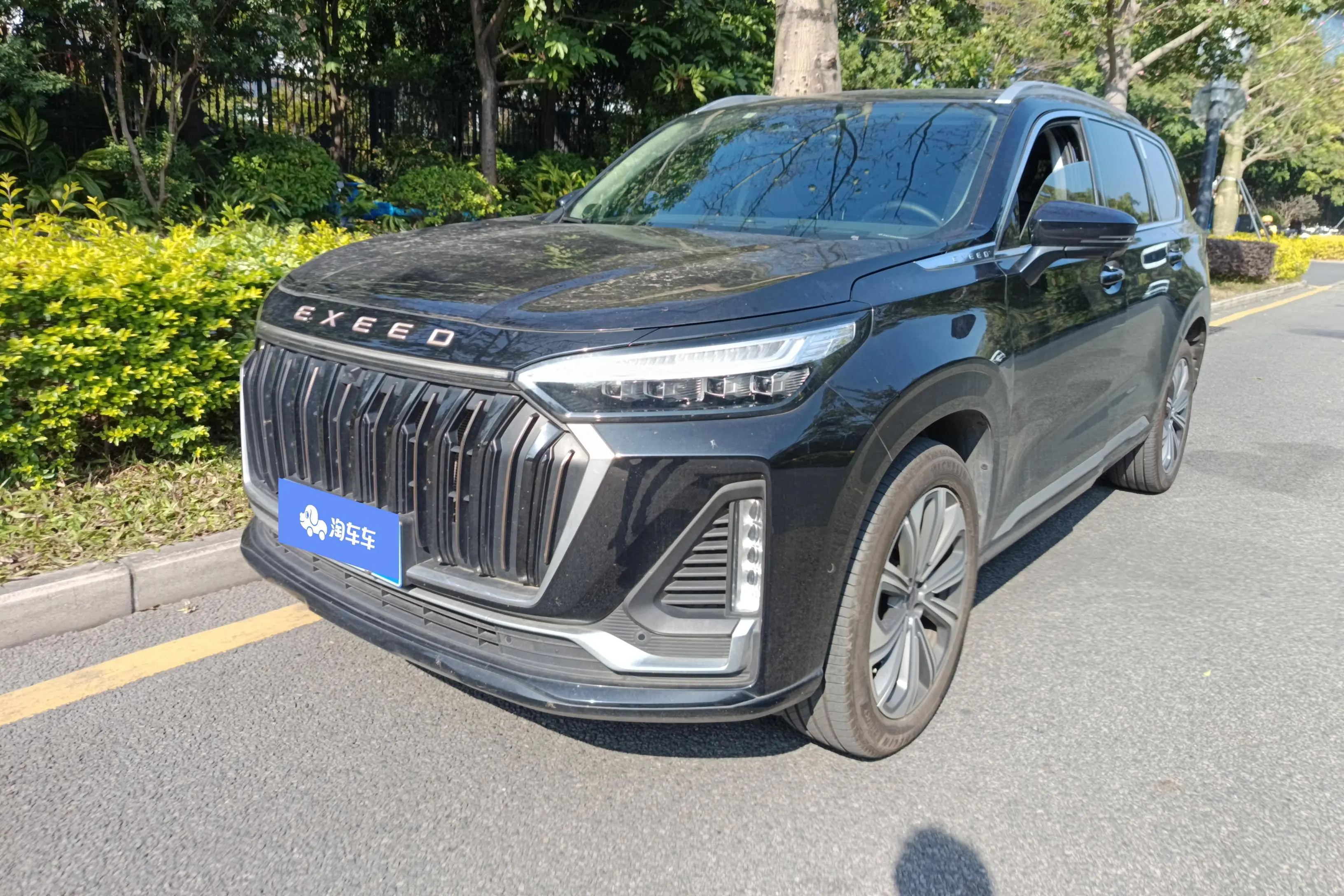 Exeed The starry road embraces the moon  из Китая