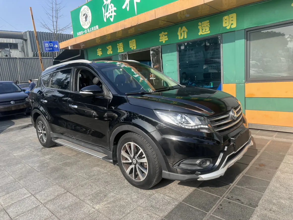 Dongfeng Fengon 580  из Китая