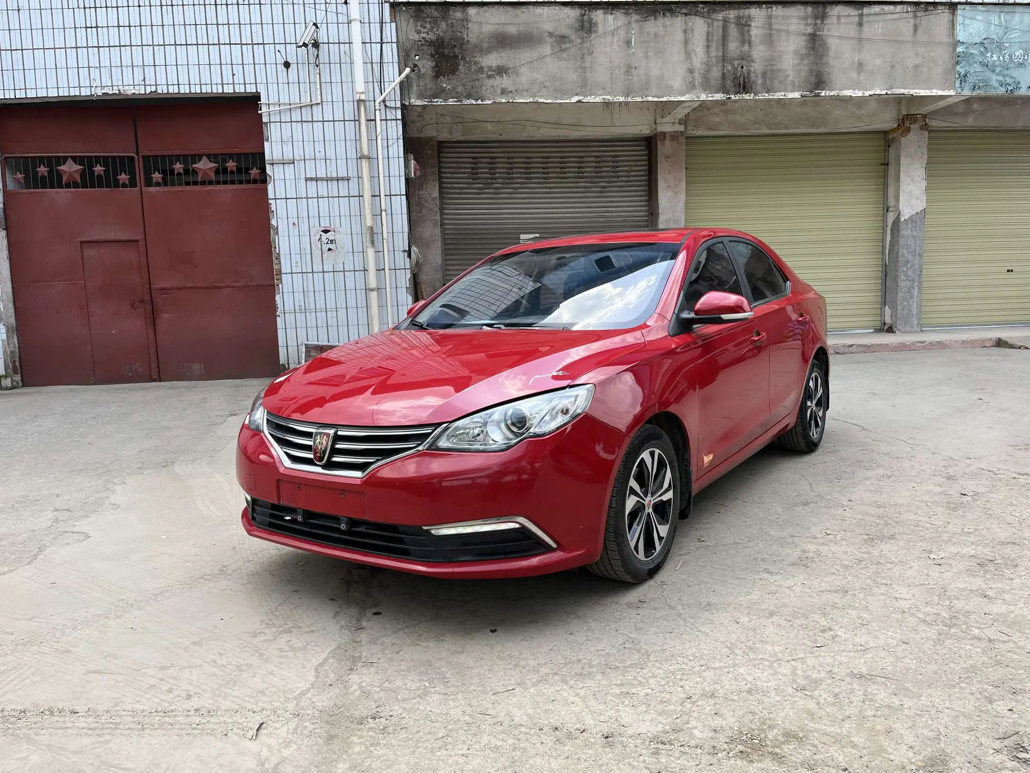 Roewe 360  из Китая