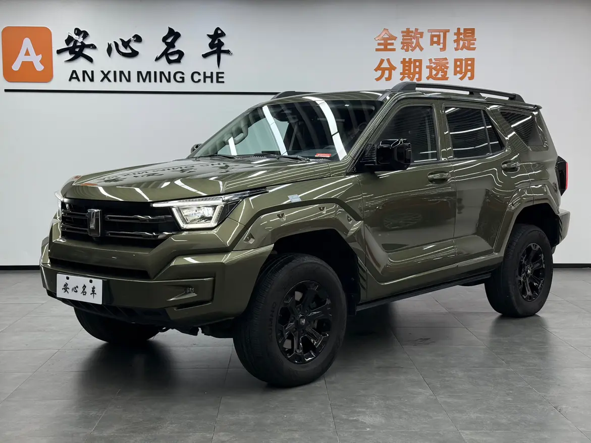 Tank 400 Hi4-T  из Китая