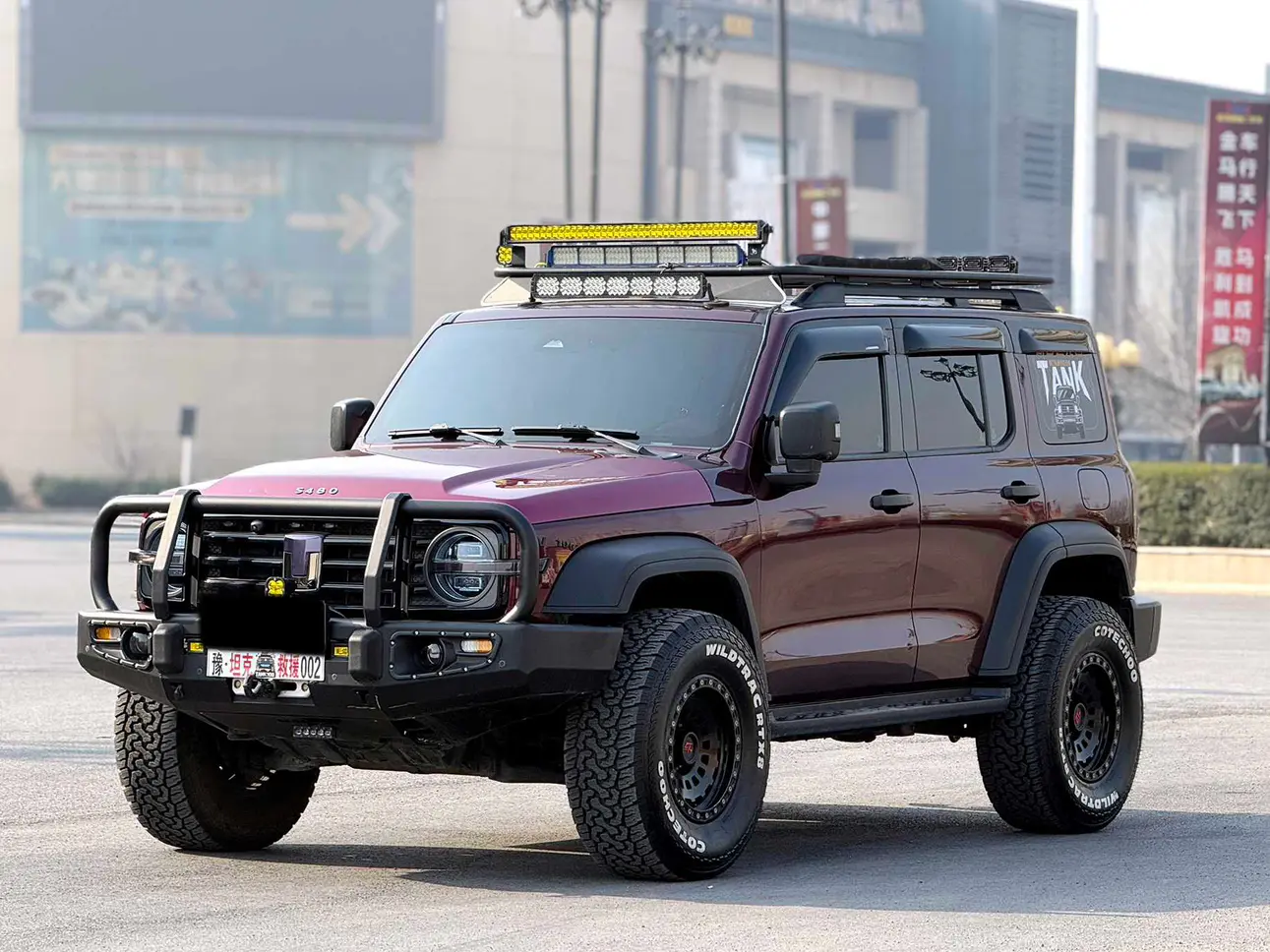 Tank 300  из Китая