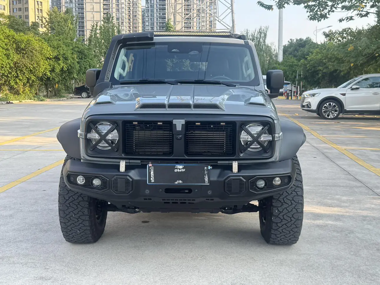 Tank 300  из Китая