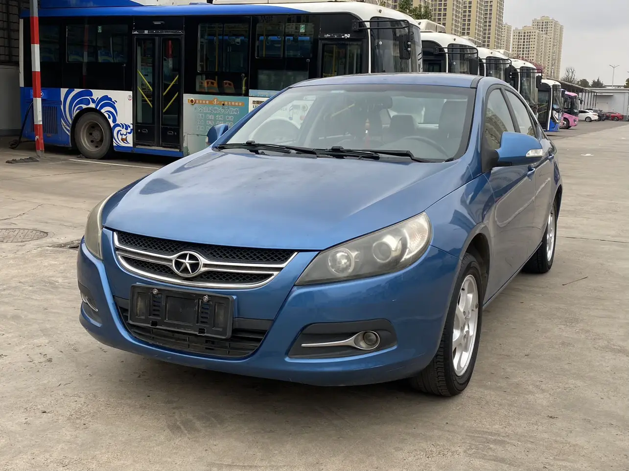 Jiangxi Heyue  из Китая