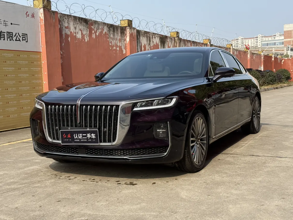 Hongqi H9  из Китая
