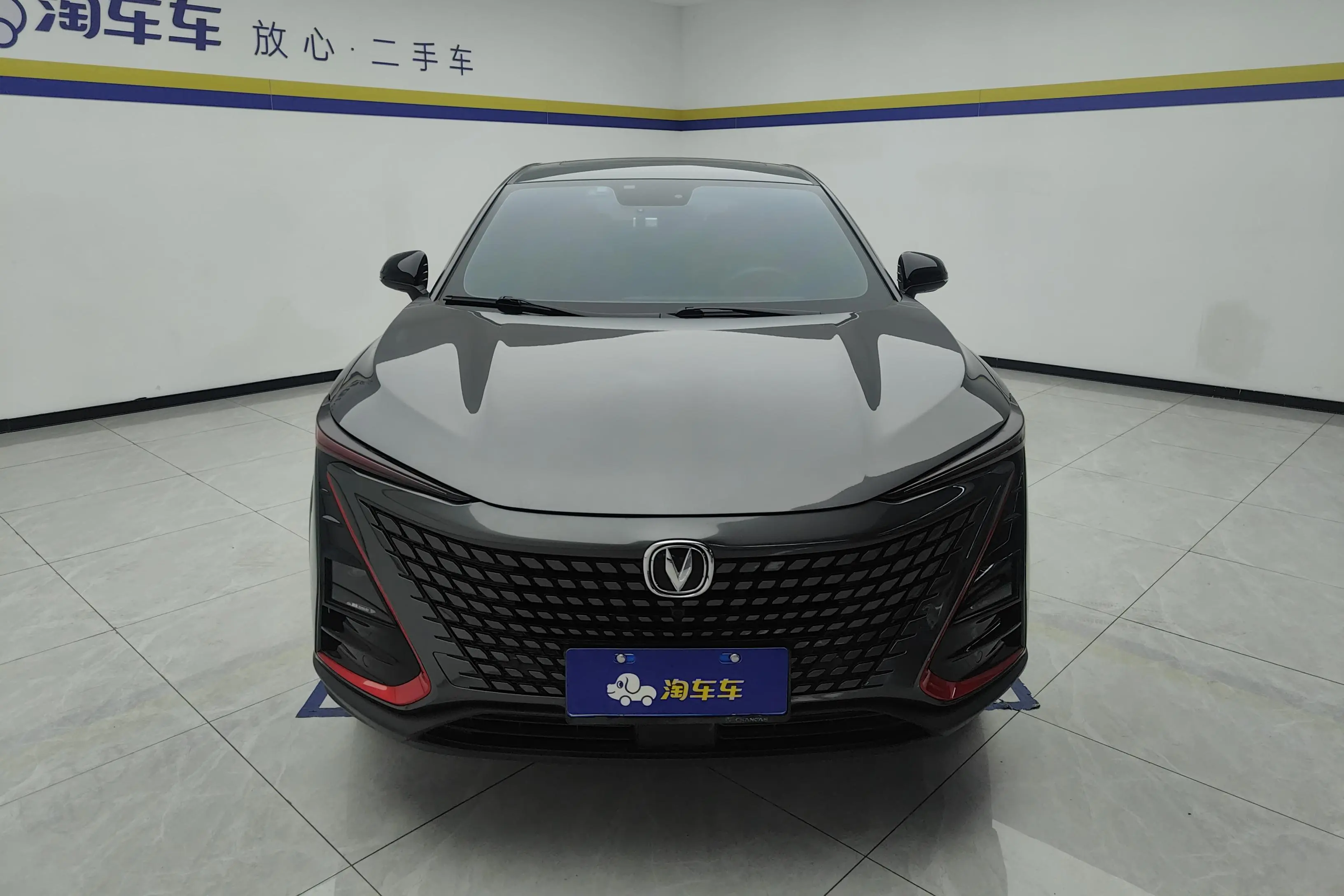 Changan UNI-T  из Китая