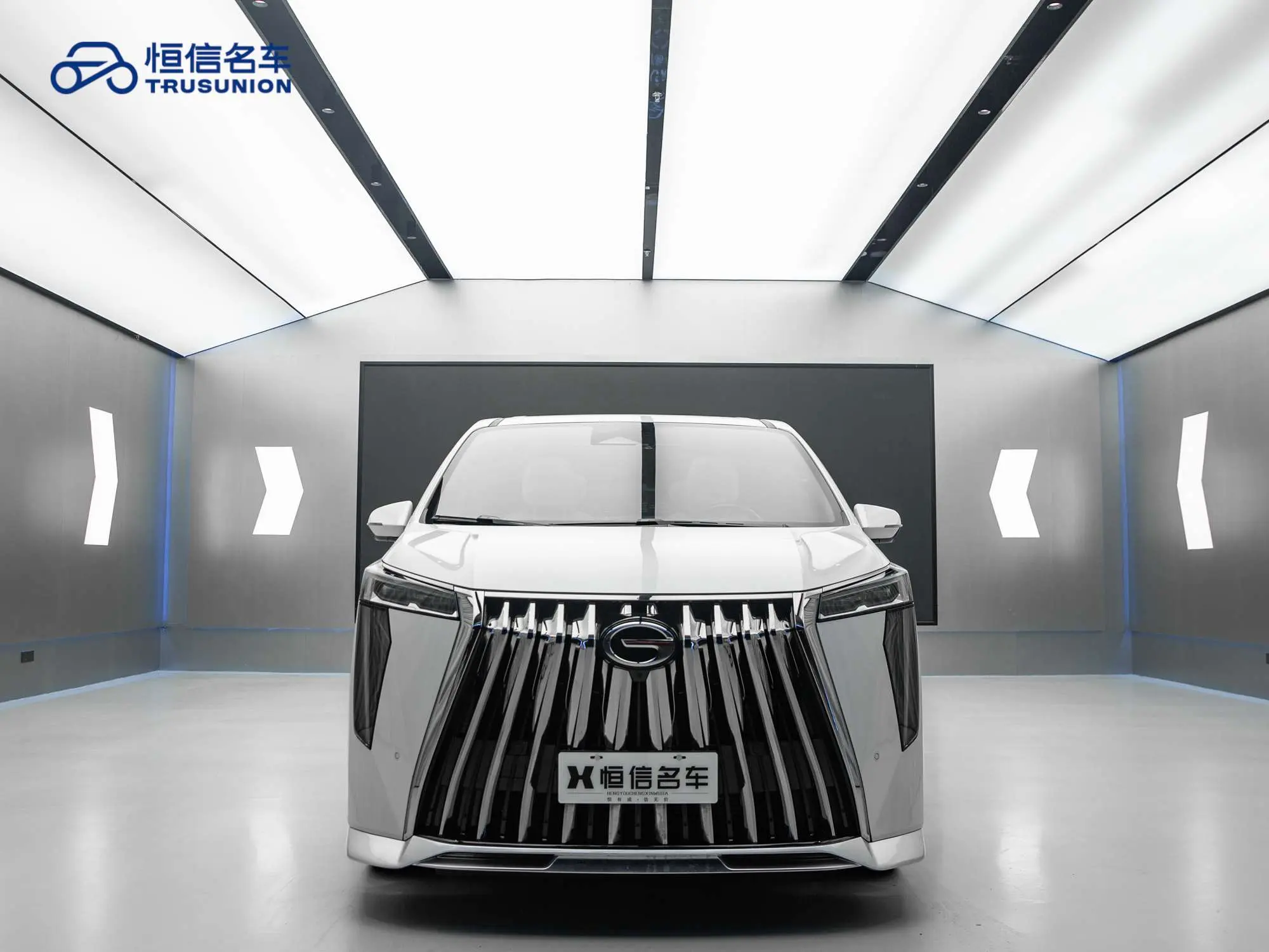 GAC Trumpchi M8  из Китая