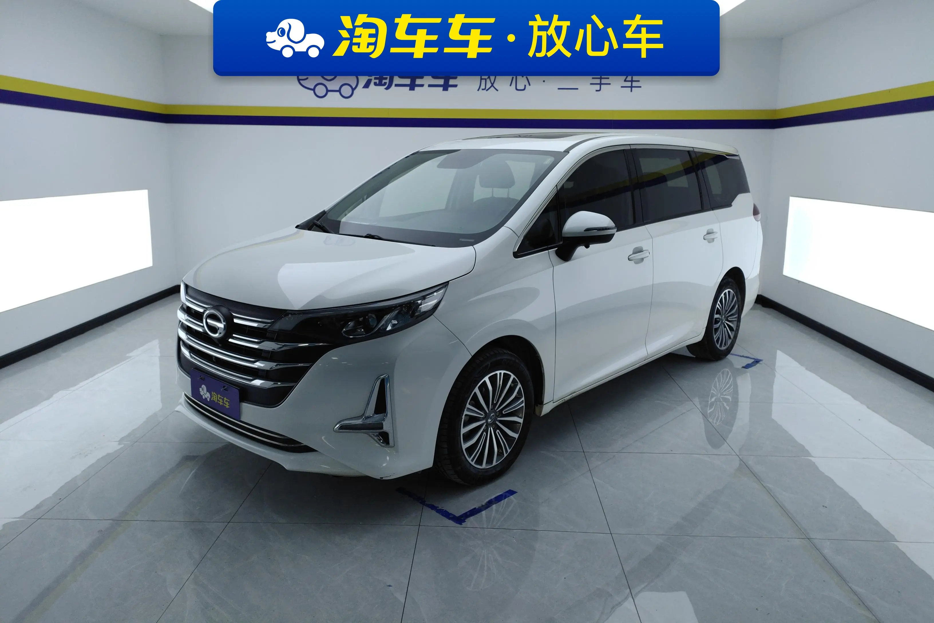 GAC Trumpchi M6  из Китая