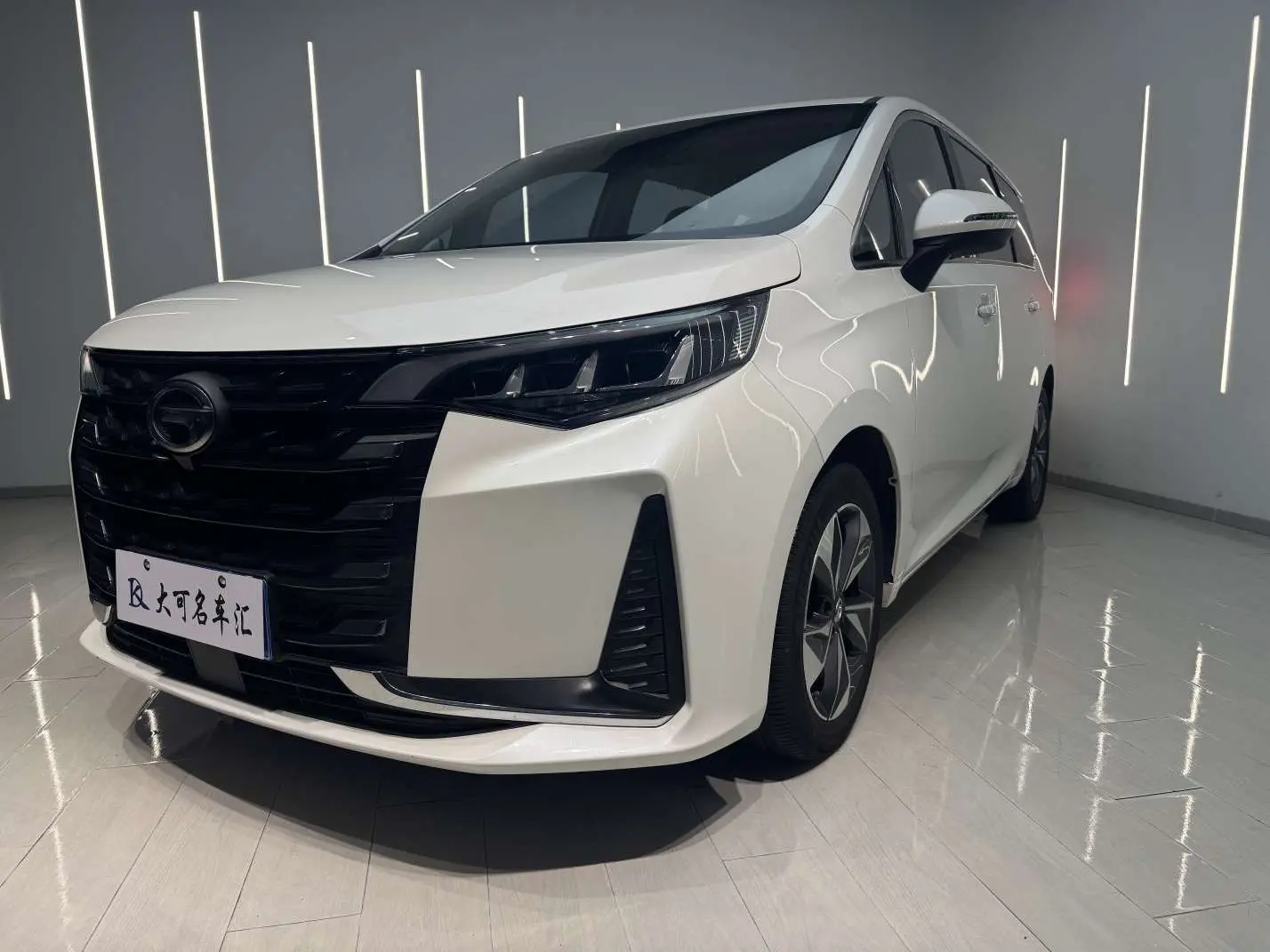 GAC Trumpchi M6  из Китая