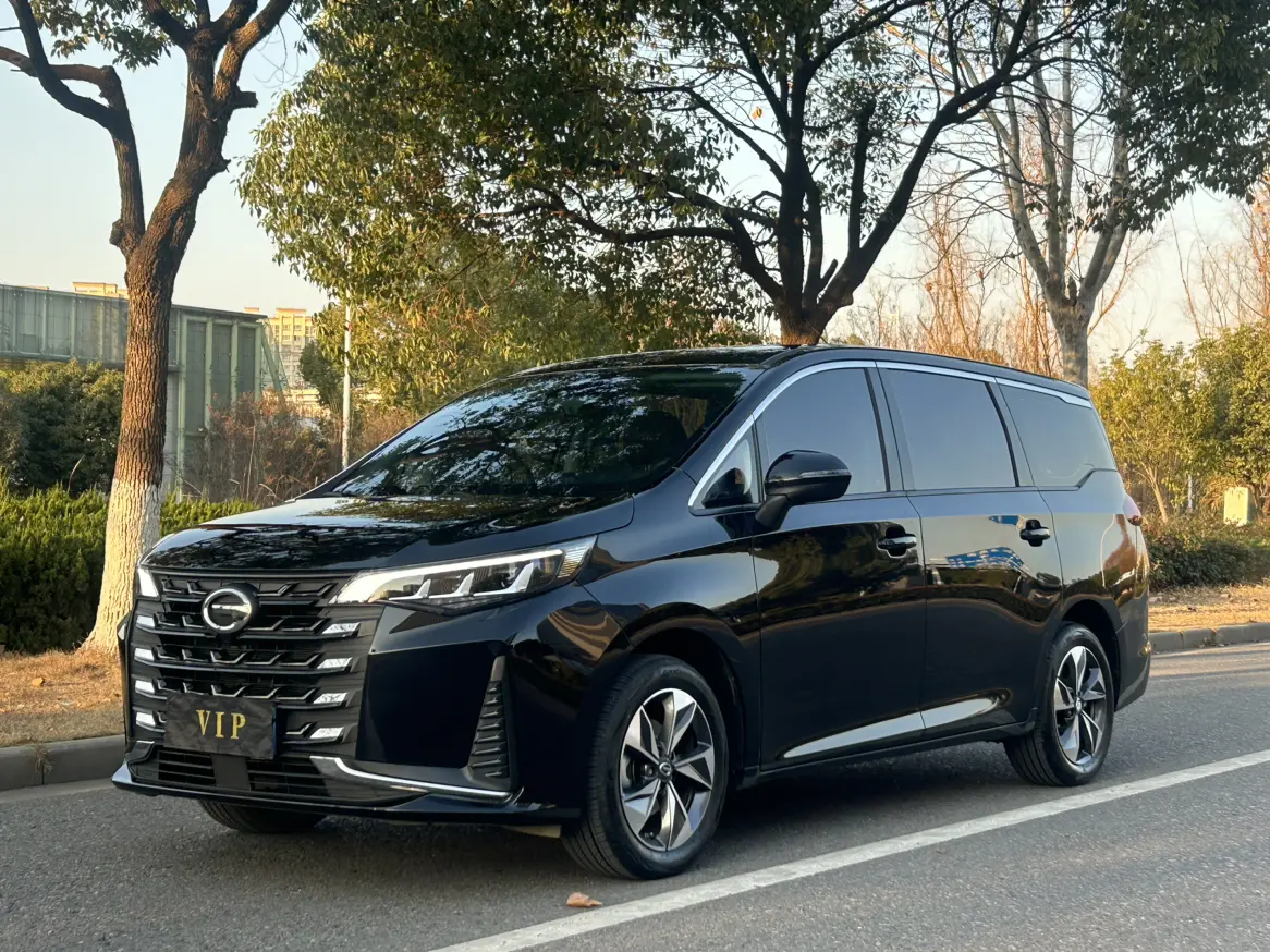 GAC Trumpchi M6  из Китая