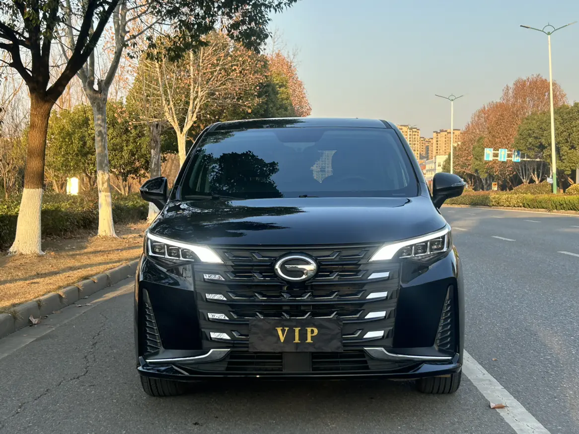 GAC Trumpchi M6  из Китая