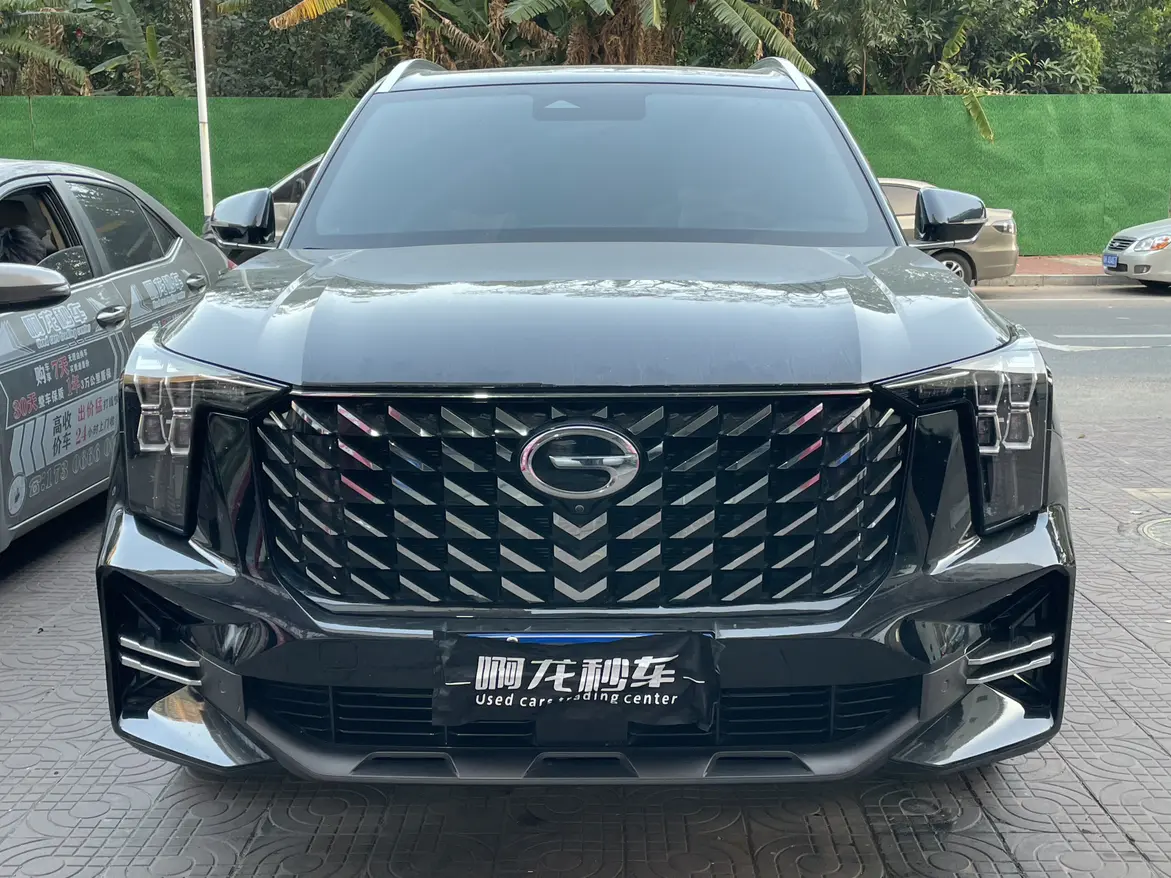 GAC Trumpchi GS8  из Китая