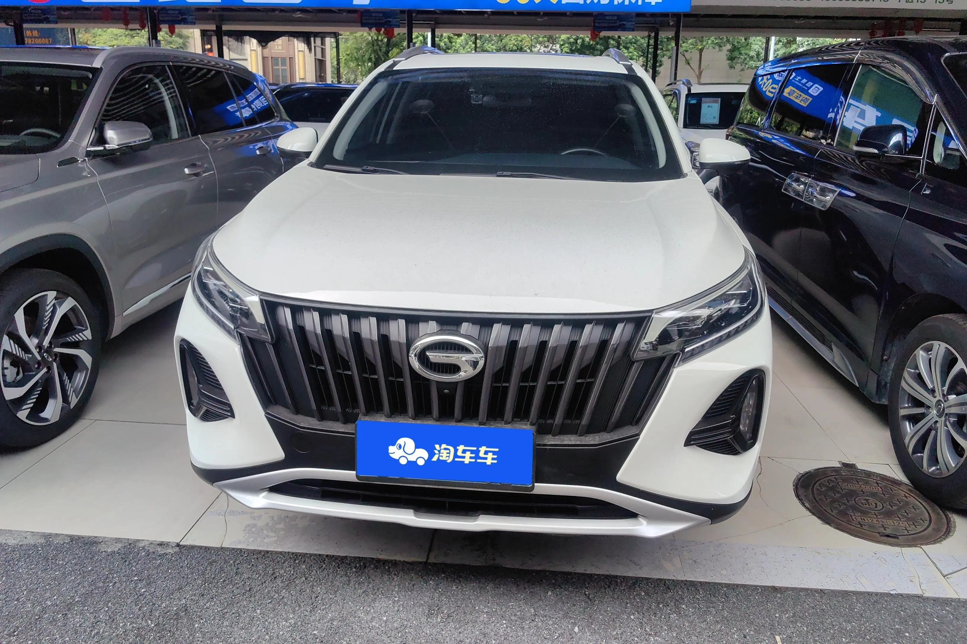 GAC Trumpchi GS4  из Китая