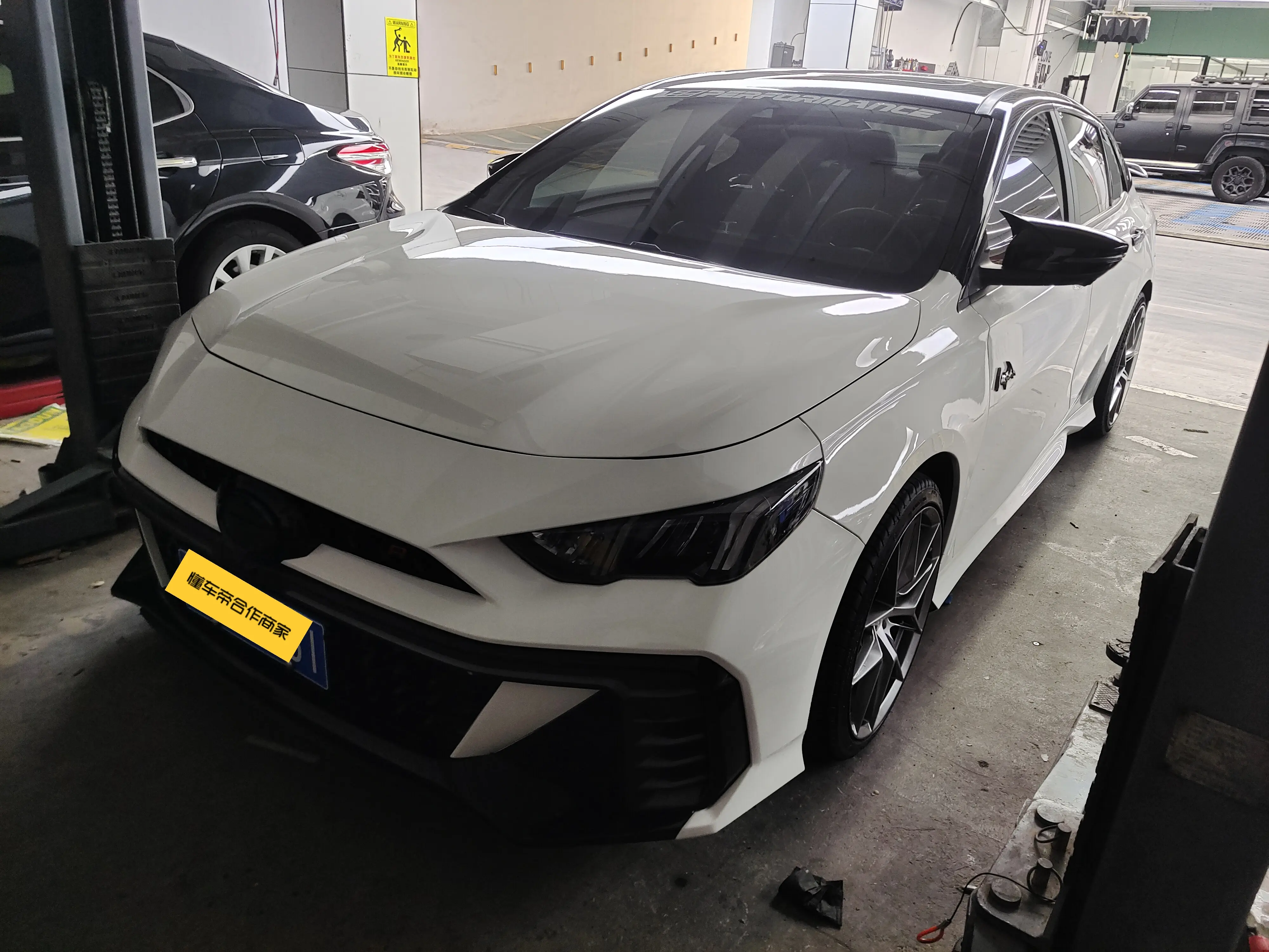 GAC Shadow Leopard  из Китая