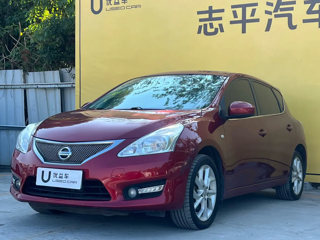 Nissan Tiida  из Китая